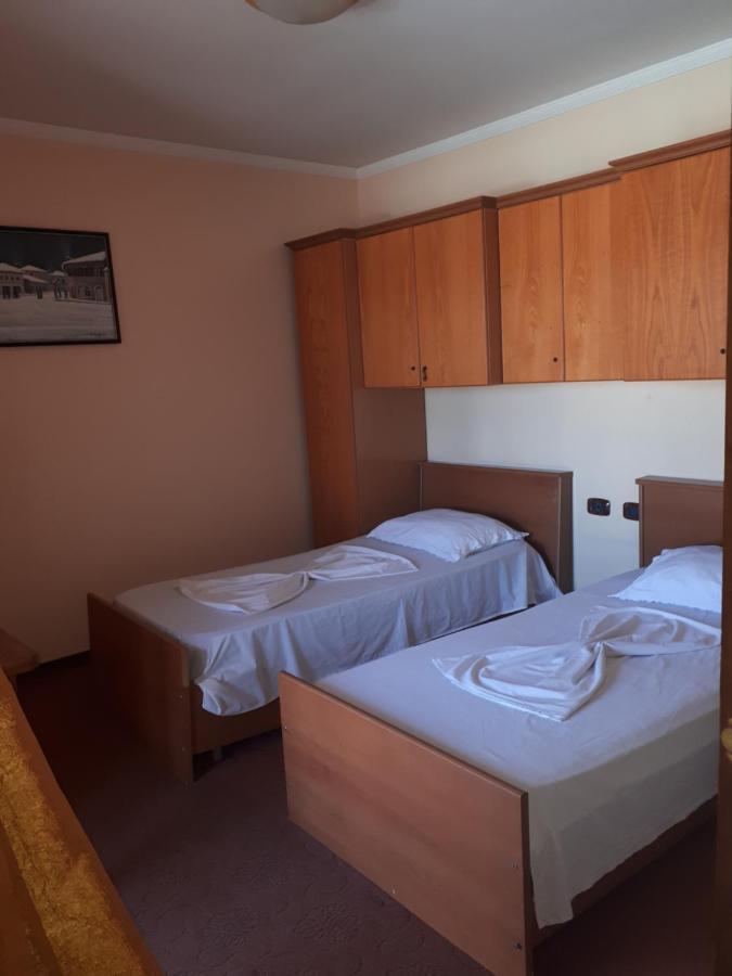 Hotel Meteor Shkodër Exteriör bild